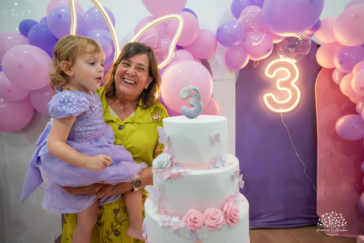 aniversário - Maria Antônia - festa infantil - Jardim de Borboletas - decoração - alegria - diversão - brincadeiras - cama elástica - carro motorizado - roda-roda - tombo legal - família - amigos - amor - celebração – Pelotas – Antonio Rocha Fotografias