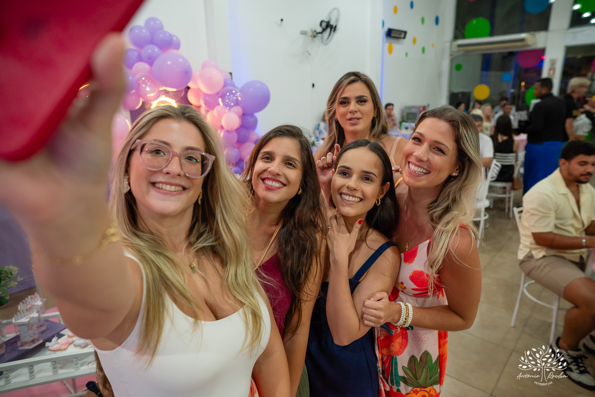 aniversário - Maria Antônia - festa infantil - Jardim de Borboletas - decoração - alegria - diversão - brincadeiras - cama elástica - carro motorizado - roda-roda - tombo legal - família - amigos - amor - celebração – Pelotas – Antonio Rocha Fotografias