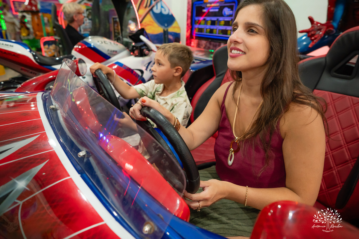 aniversário - Maria Antônia - festa infantil - Jardim de Borboletas - decoração - alegria - diversão - brincadeiras - cama elástica - carro motorizado - roda-roda - tombo legal - família - amigos - amor - celebração – Pelotas – Antonio Rocha Fotografias