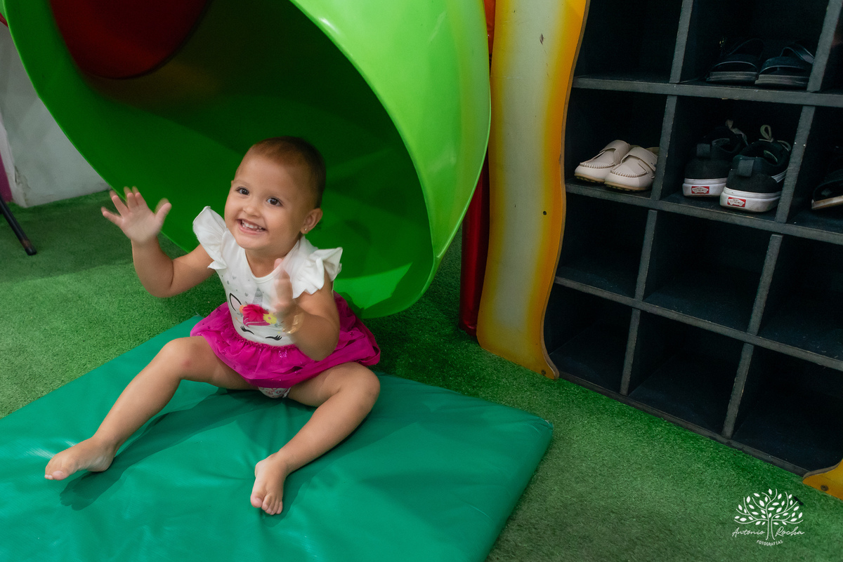 aniversário - Maria Antônia - festa infantil - Jardim de Borboletas - decoração - alegria - diversão - brincadeiras - cama elástica - carro motorizado - roda-roda - tombo legal - família - amigos - amor - celebração – Pelotas – Antonio Rocha Fotografias