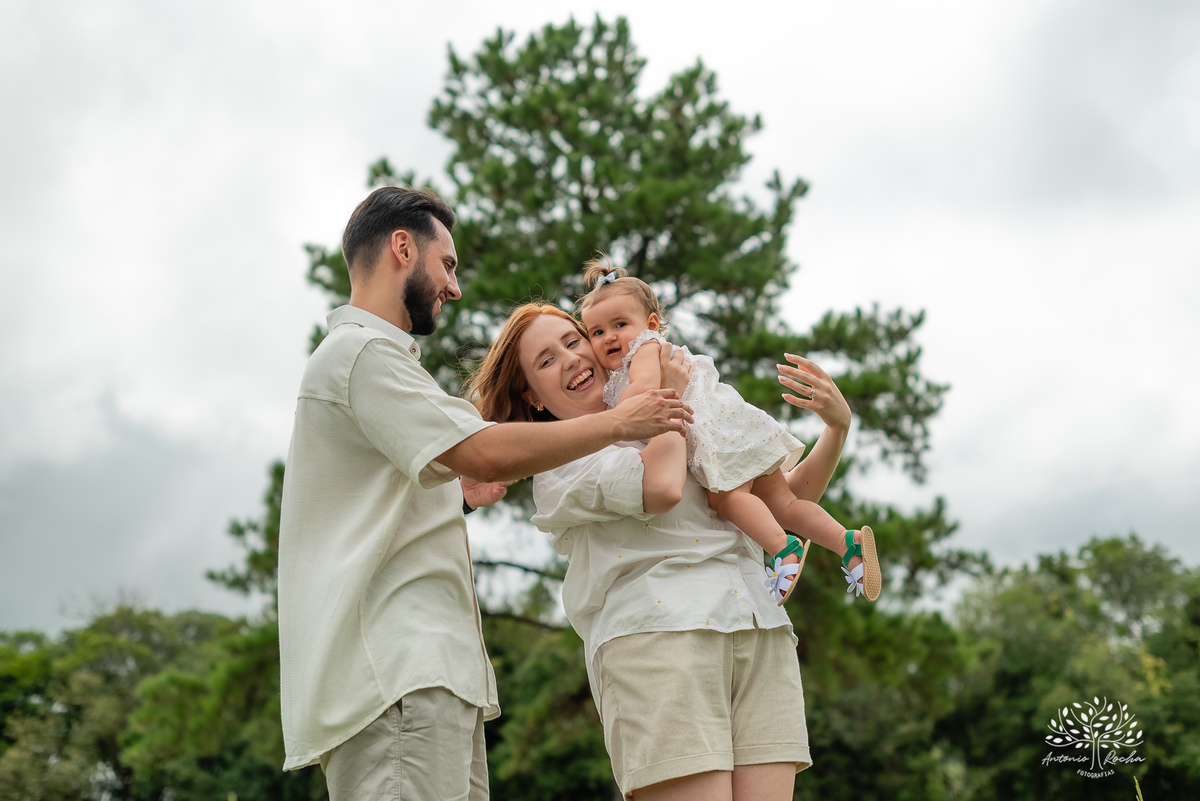 primeiro aninho - fotografia infantil - ensaio de aniversário - festa de um ano - fotografia profissional - ensaio família - amor e fé - registros emocionantes - fotografia de família - celebração infantil – Pelotas - Antonio Rocha Fotografias