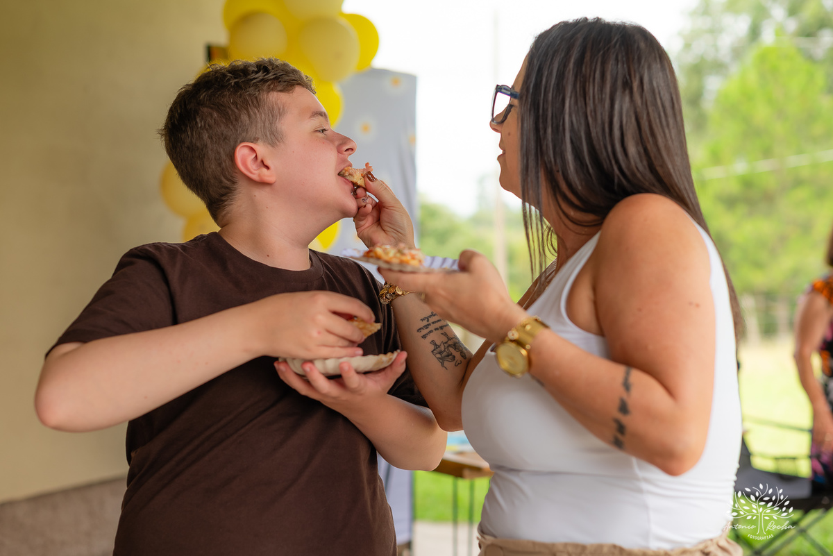 primeiro aninho - fotografia infantil - ensaio de aniversário - festa de um ano - fotografia profissional - ensaio família - amor e fé - registros emocionantes - fotografia de família - celebração infantil – Pelotas - Antonio Rocha Fotografias