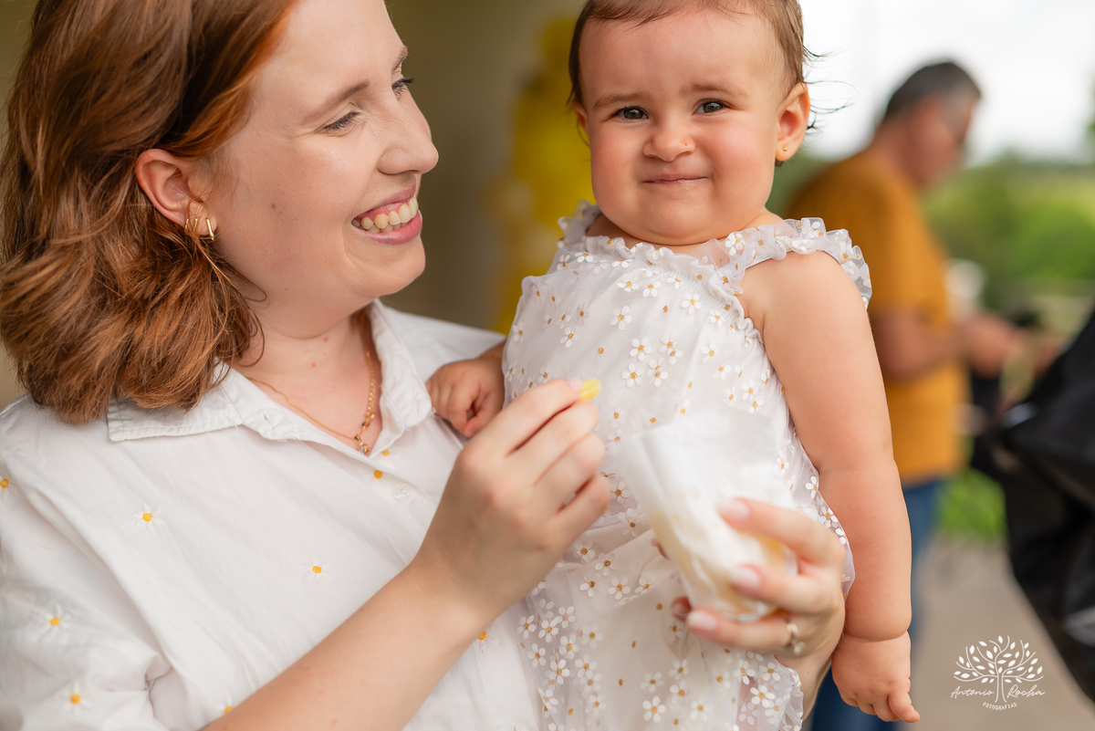 primeiro aninho - fotografia infantil - ensaio de aniversário - festa de um ano - fotografia profissional - ensaio família - amor e fé - registros emocionantes - fotografia de família - celebração infantil – Pelotas - Antonio Rocha Fotografias