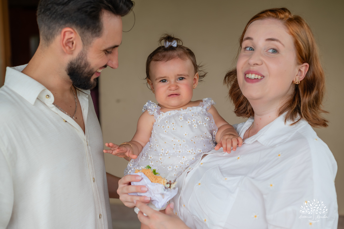 primeiro aninho - fotografia infantil - ensaio de aniversário - festa de um ano - fotografia profissional - ensaio família - amor e fé - registros emocionantes - fotografia de família - celebração infantil – Pelotas - Antonio Rocha Fotografias