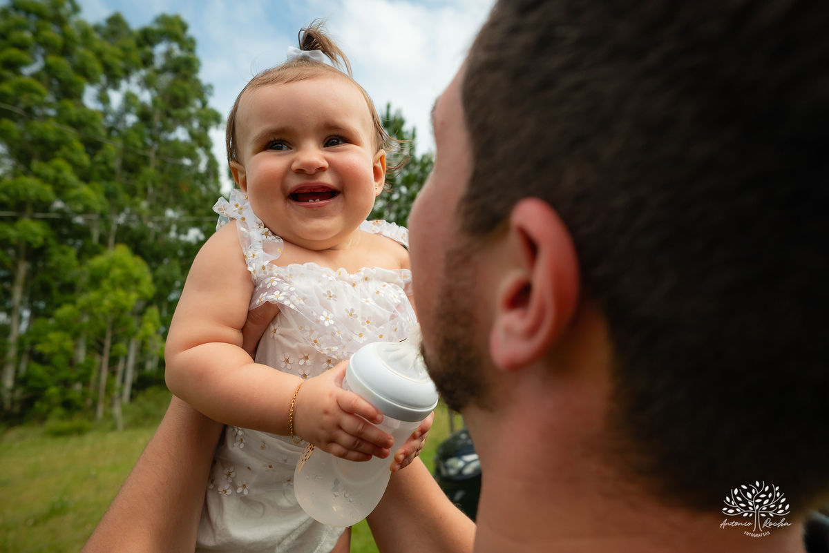 primeiro aninho - fotografia infantil - ensaio de aniversário - festa de um ano - fotografia profissional - ensaio família - amor e fé - registros emocionantes - fotografia de família - celebração infantil – Pelotas - Antonio Rocha Fotografias
