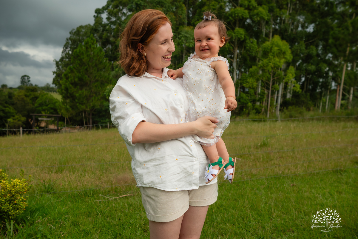primeiro aninho - fotografia infantil - ensaio de aniversário - festa de um ano - fotografia profissional - ensaio família - amor e fé - registros emocionantes - fotografia de família - celebração infantil – Pelotas - Antonio Rocha Fotografias