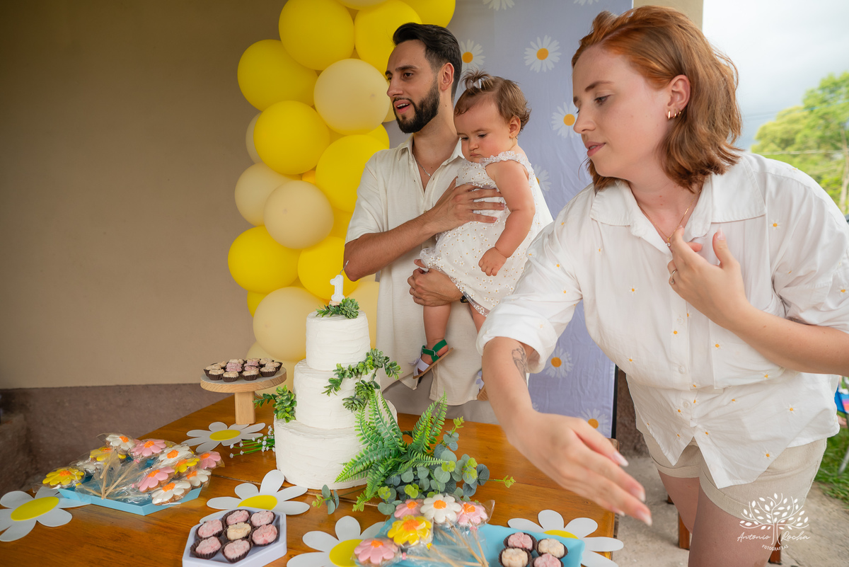 primeiro aninho - fotografia infantil - ensaio de aniversário - festa de um ano - fotografia profissional - ensaio família - amor e fé - registros emocionantes - fotografia de família - celebração infantil – Pelotas - Antonio Rocha Fotografias