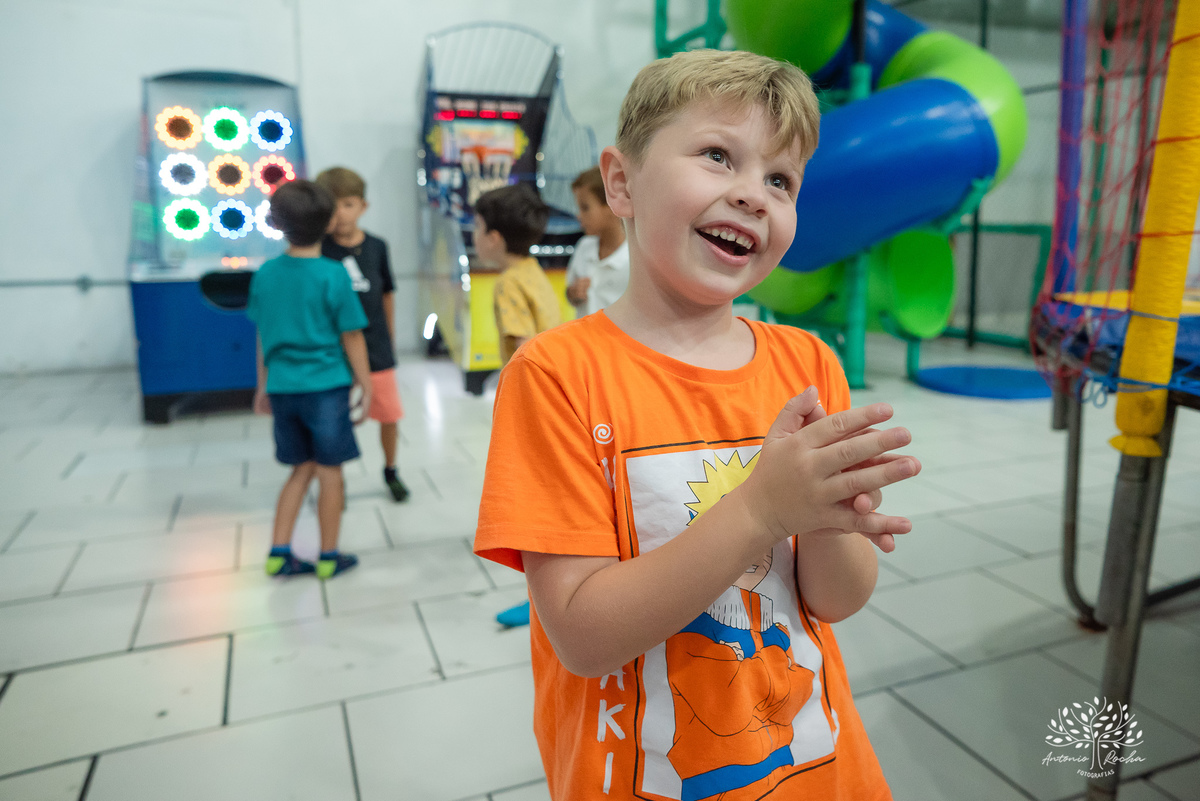 aniversário - 7 anos - Francisco - festa - comemoração - diversão - alegria - memórias - família - Naruto - decoração - parabéns - fotografias - Antonio Rocha Fotografias - fotografia infantil - festa de criança - evento infantil – Pelotas – Cliff Kids