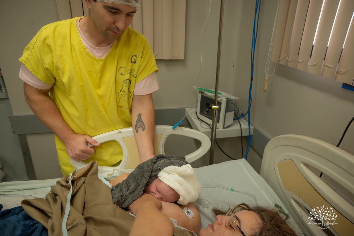 Fotografia de família - Fotografia de parto - Fotografia profissional - Chá revelação – Foto do Nascimento - Antonio Rocha Fotografias – HU – Maternidade - Ensaio fotográfico - Fotografia documental - Fotografia afetiva - Fotografia de bebês - Pelotas