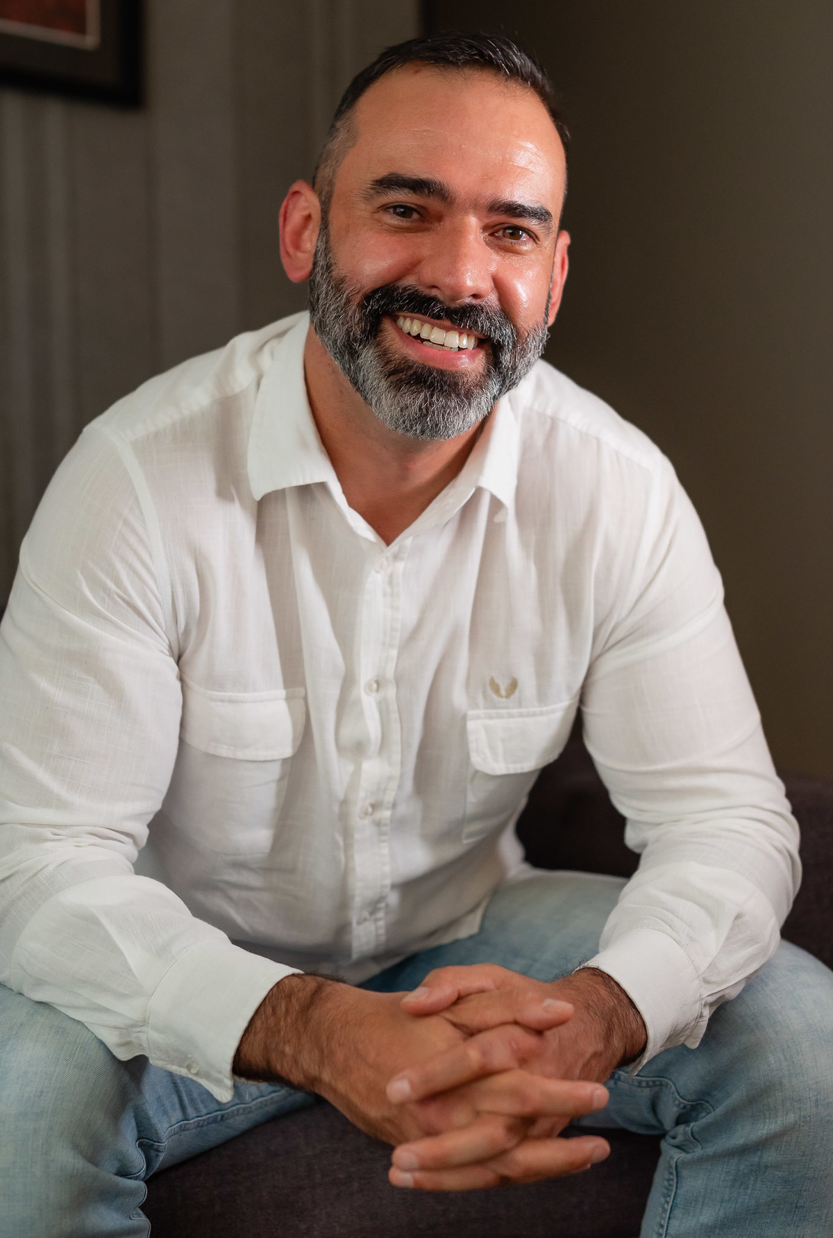 ensaio corporativo - identidade visual - fotos autênticas - posicionamento de marca - humanização da marca - fotografia para redes sociais - ensaio profissional - branding pessoal - imagem profissional - fotos para consultório - Antonio Rocha Fotografias 