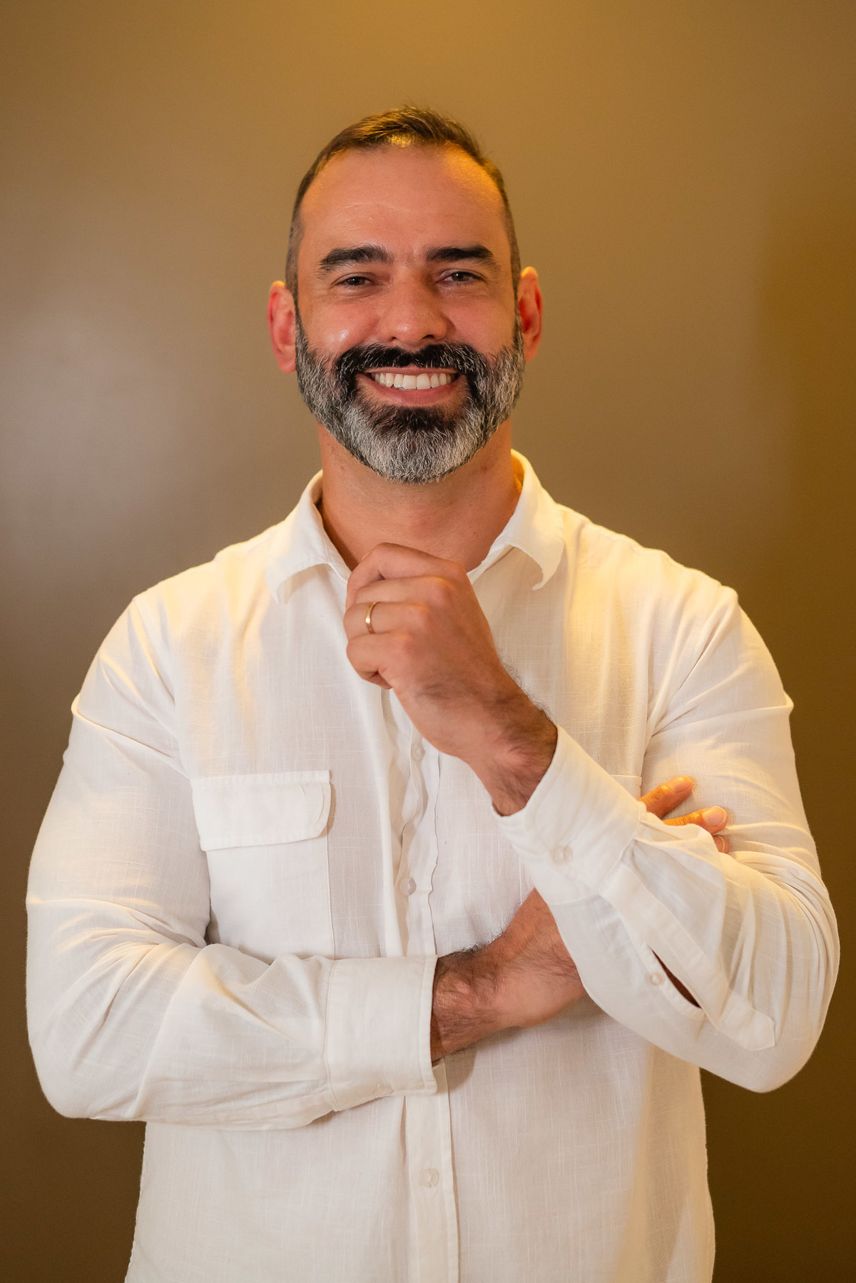 ensaio corporativo - identidade visual - fotos autênticas - posicionamento de marca - humanização da marca - fotografia para redes sociais - ensaio profissional - branding pessoal - imagem profissional - fotos para consultório - Antonio Rocha Fotografias 