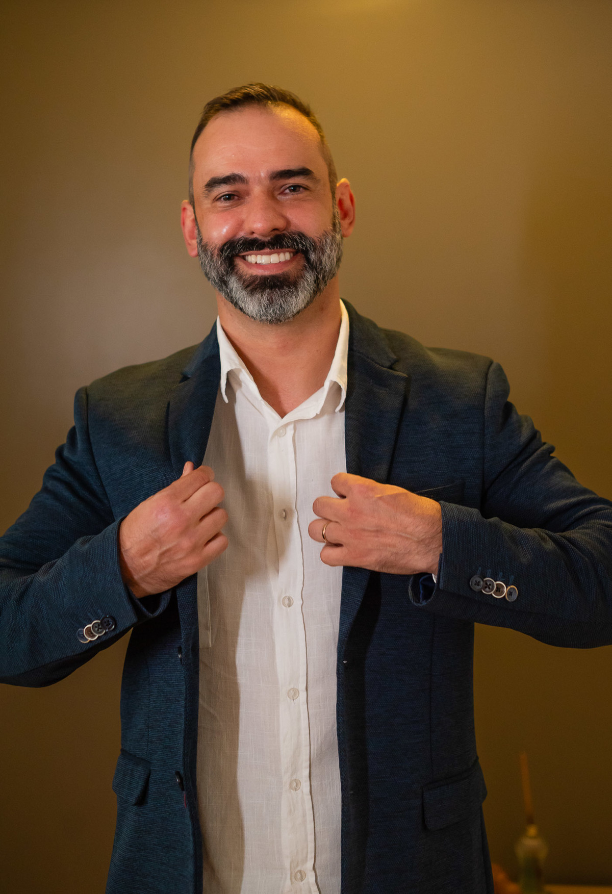 ensaio corporativo - identidade visual - fotos autênticas - posicionamento de marca - humanização da marca - fotografia para redes sociais - ensaio profissional - branding pessoal - imagem profissional - fotos para consultório - Antonio Rocha Fotografias 