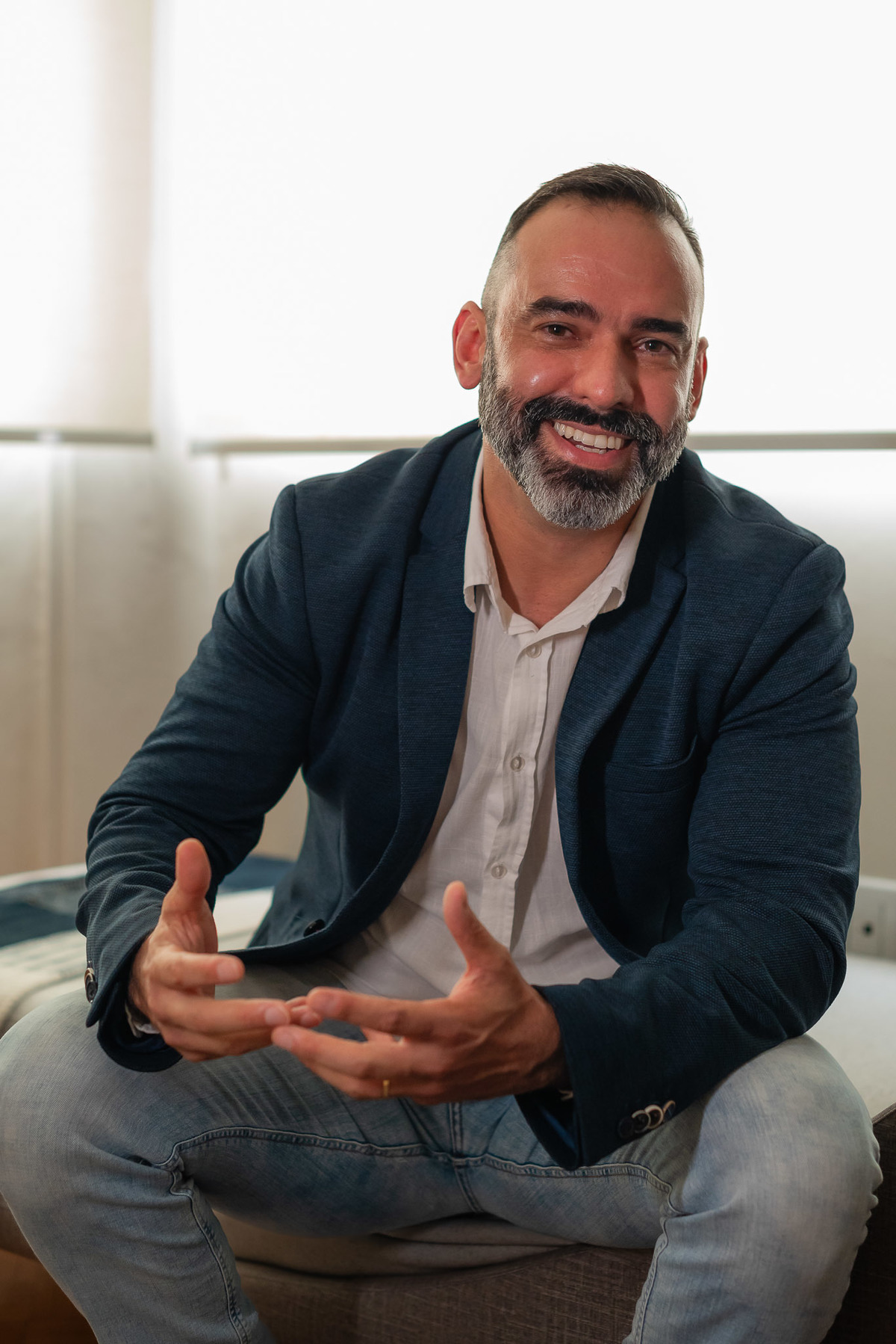 ensaio corporativo - identidade visual - fotos autênticas - posicionamento de marca - humanização da marca - fotografia para redes sociais - ensaio profissional - branding pessoal - imagem profissional - fotos para consultório - Antonio Rocha Fotografias 