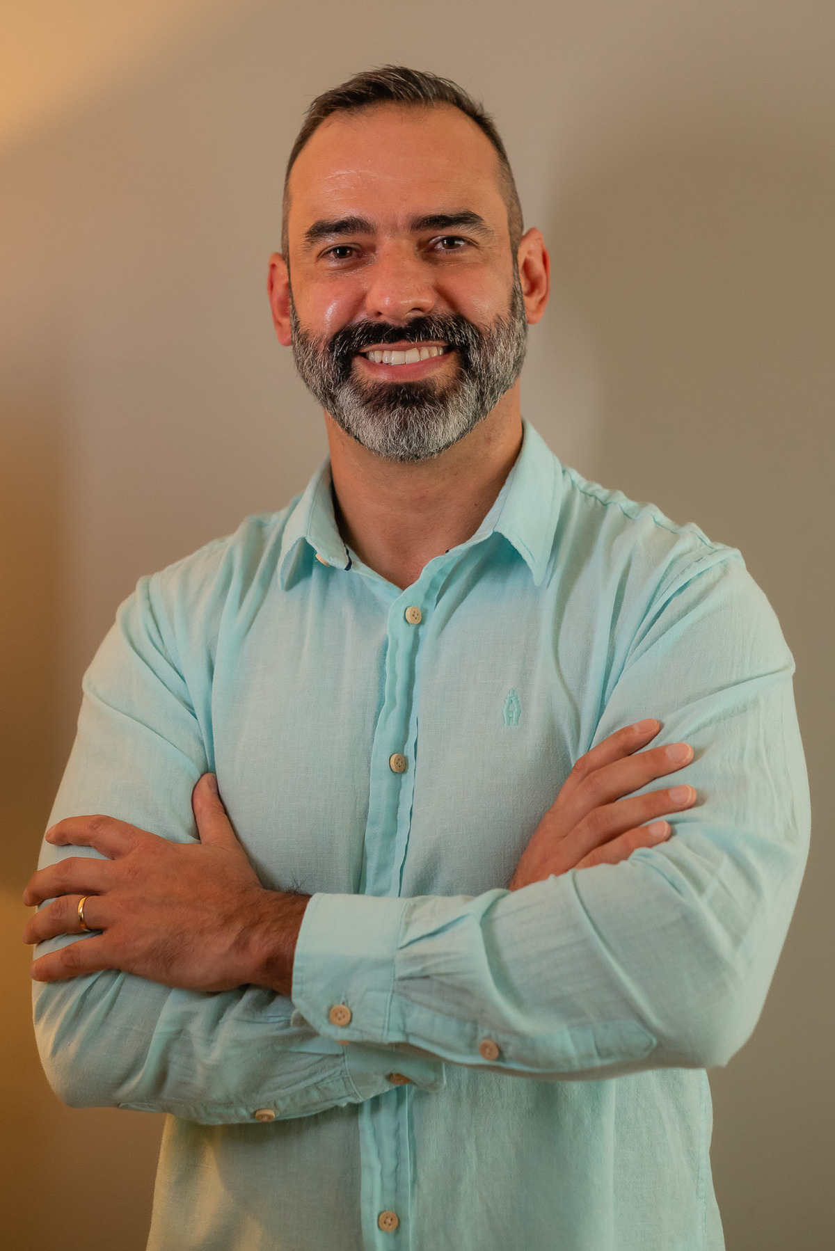 ensaio corporativo - identidade visual - fotos autênticas - posicionamento de marca - humanização da marca - fotografia para redes sociais - ensaio profissional - branding pessoal - imagem profissional - fotos para consultório - Antonio Rocha Fotografias 