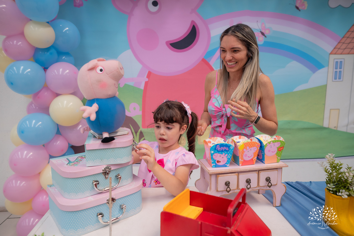 aniversário infantil - fotografia infantil - festa de aniversário - irmãos - fotografia profissional - alegria - comemoração - infância - fotos espontâneas - família - recordações - amor - Pelotas - Cliff Kids - Antonio Rocha Fotografias