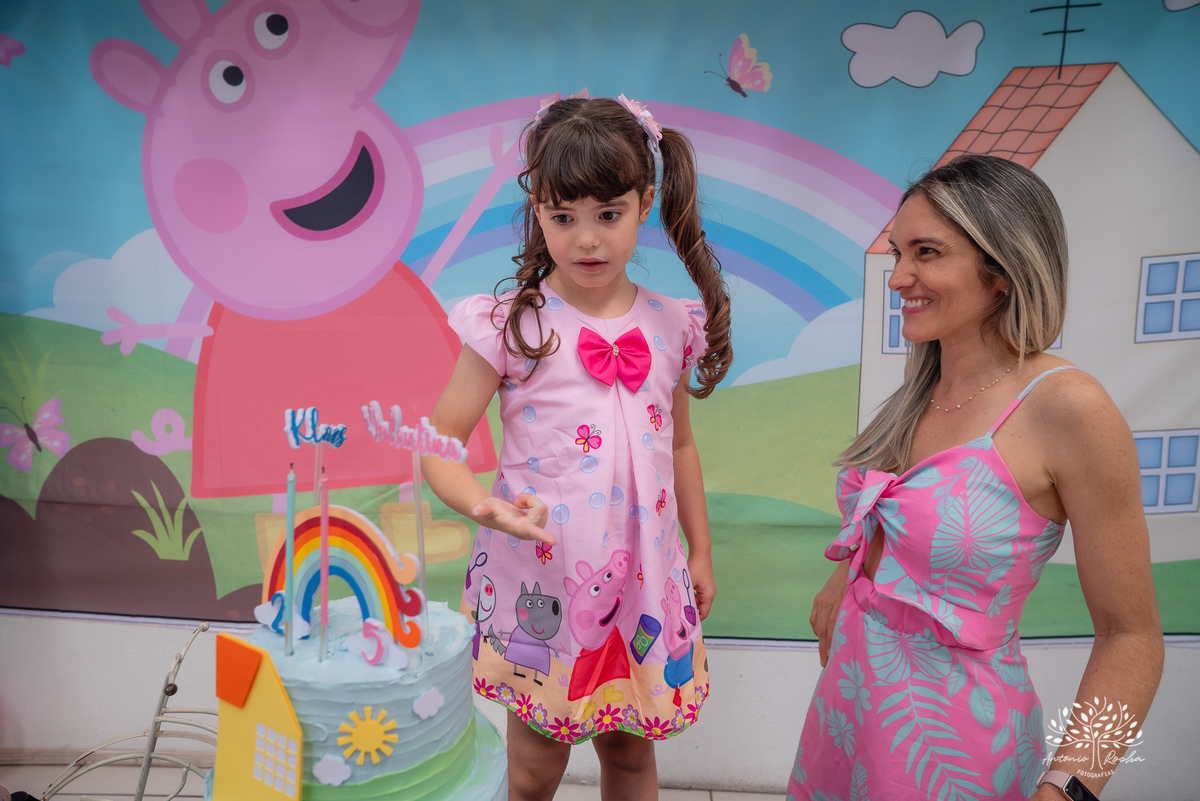 aniversário infantil - fotografia infantil - festa de aniversário - irmãos - fotografia profissional - alegria - comemoração - infância - fotos espontâneas - família - recordações - amor - Pelotas - Cliff Kids - Antonio Rocha Fotografias