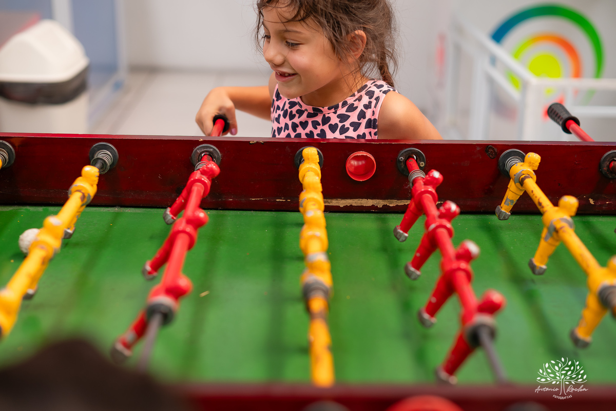 aniversário infantil - fotografia infantil - festa de aniversário - irmãos - fotografia profissional - alegria - comemoração - infância - fotos espontâneas - família - recordações - amor - Pelotas - Cliff Kids - Antonio Rocha Fotografias