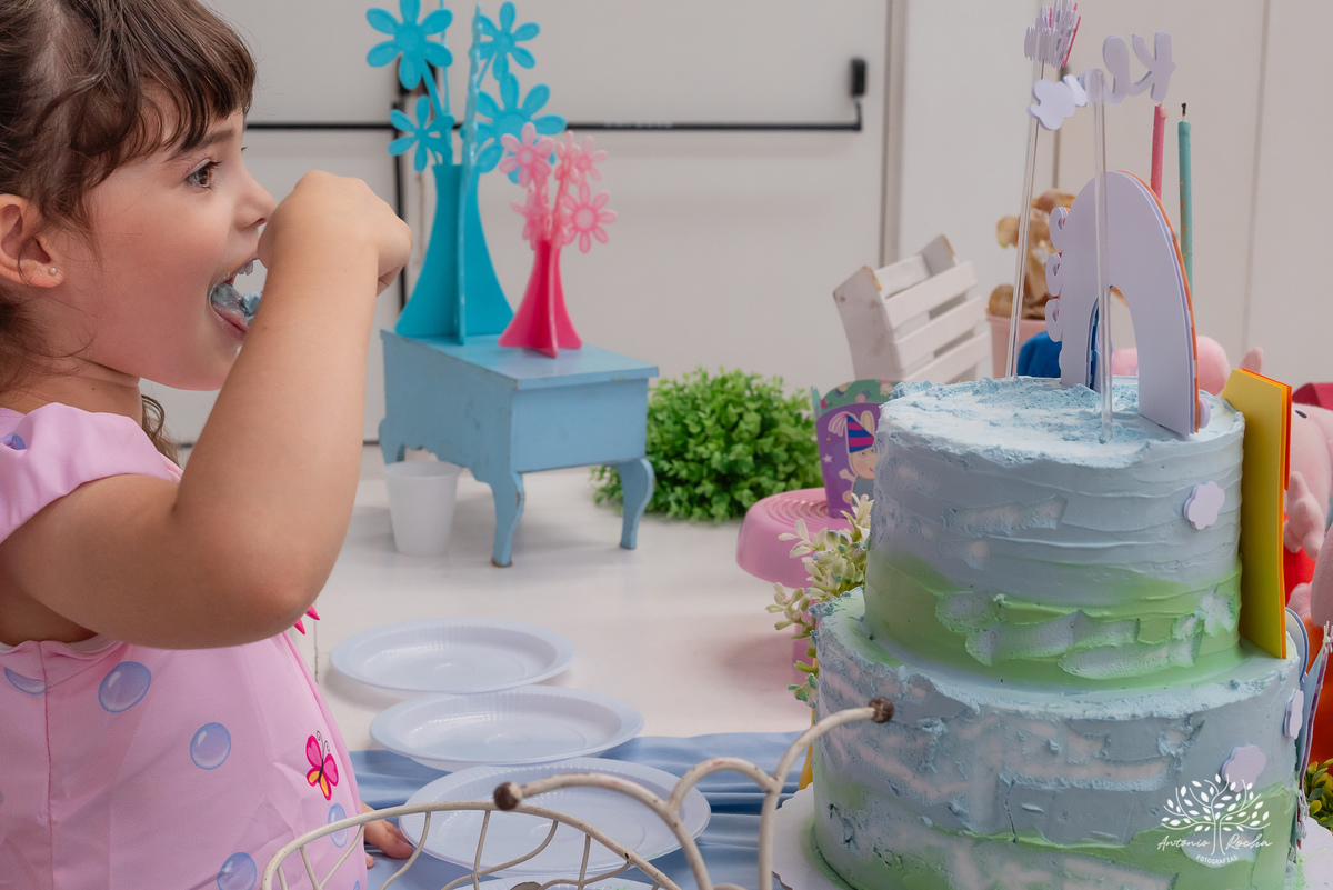 aniversário infantil - fotografia infantil - festa de aniversário - irmãos - fotografia profissional - alegria - comemoração - infância - fotos espontâneas - família - recordações - amor - Pelotas - Cliff Kids - Antonio Rocha Fotografias