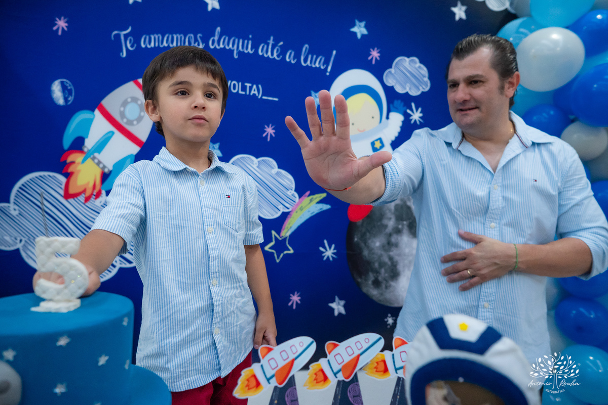 fotografia infantil - aniversário infantil - fotógrafo de festas - fotografia espontânea -Pelotas - cliff kids - espontaneidade - festa de 5 anos - Joaquim - registros inesquecíveis - fotografia profissional - Antonio Rocha Fotografias - astronauta