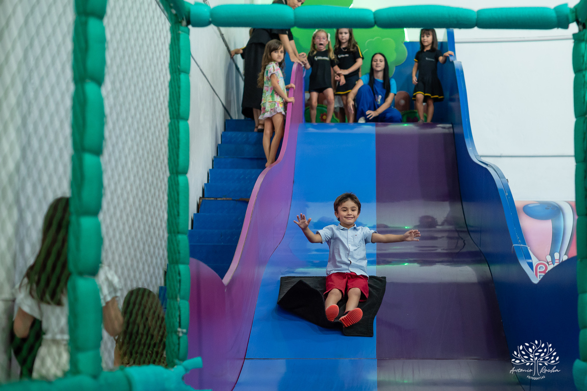 fotografia infantil - aniversário infantil - fotógrafo de festas - fotografia espontânea -Pelotas - cliff kids - espontaneidade - festa de 5 anos - Joaquim - registros inesquecíveis - fotografia profissional - Antonio Rocha Fotografias - astronauta