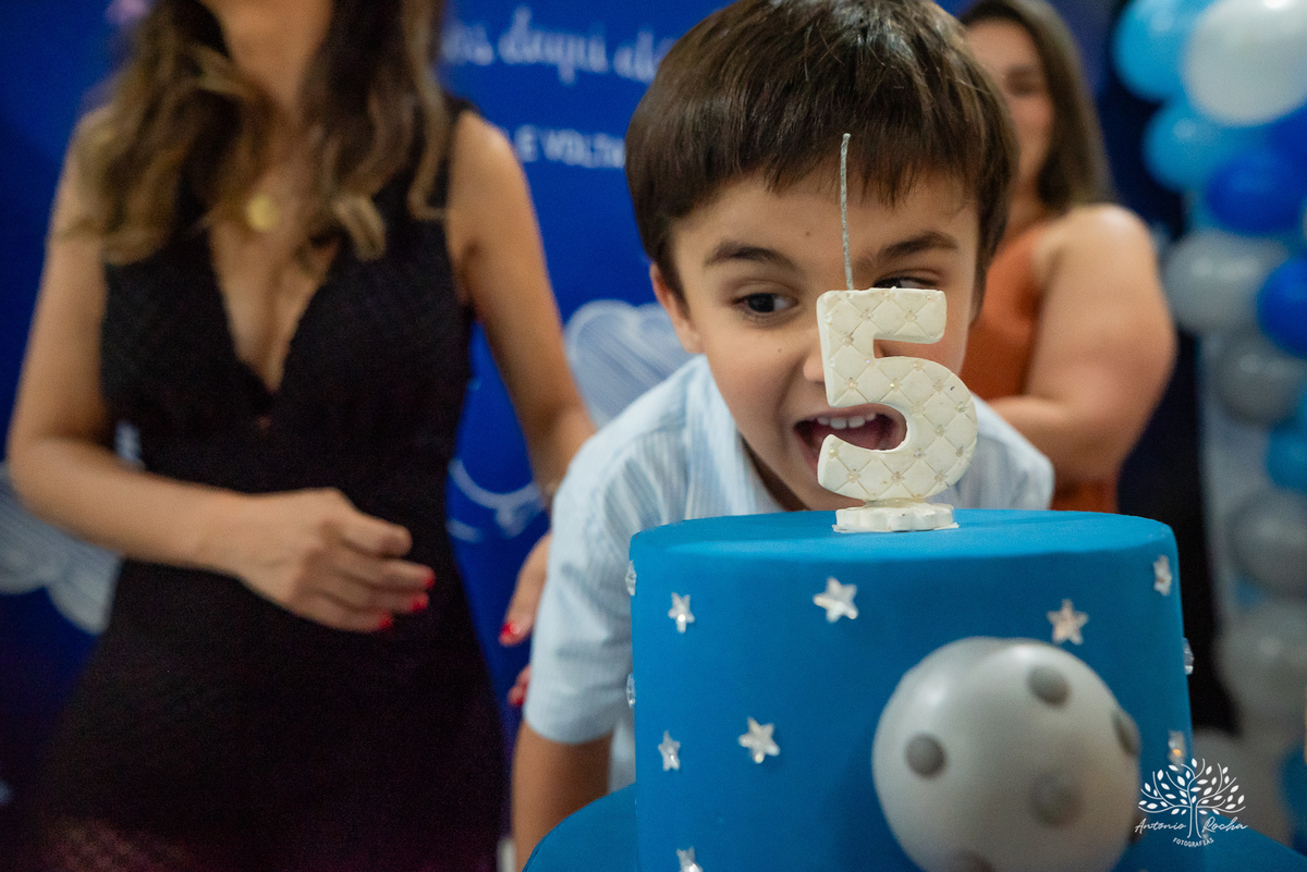 fotografia infantil - aniversário infantil - fotógrafo de festas - fotografia espontânea -Pelotas - cliff kids - espontaneidade - festa de 5 anos - Joaquim - registros inesquecíveis - fotografia profissional - Antonio Rocha Fotografias - astronauta