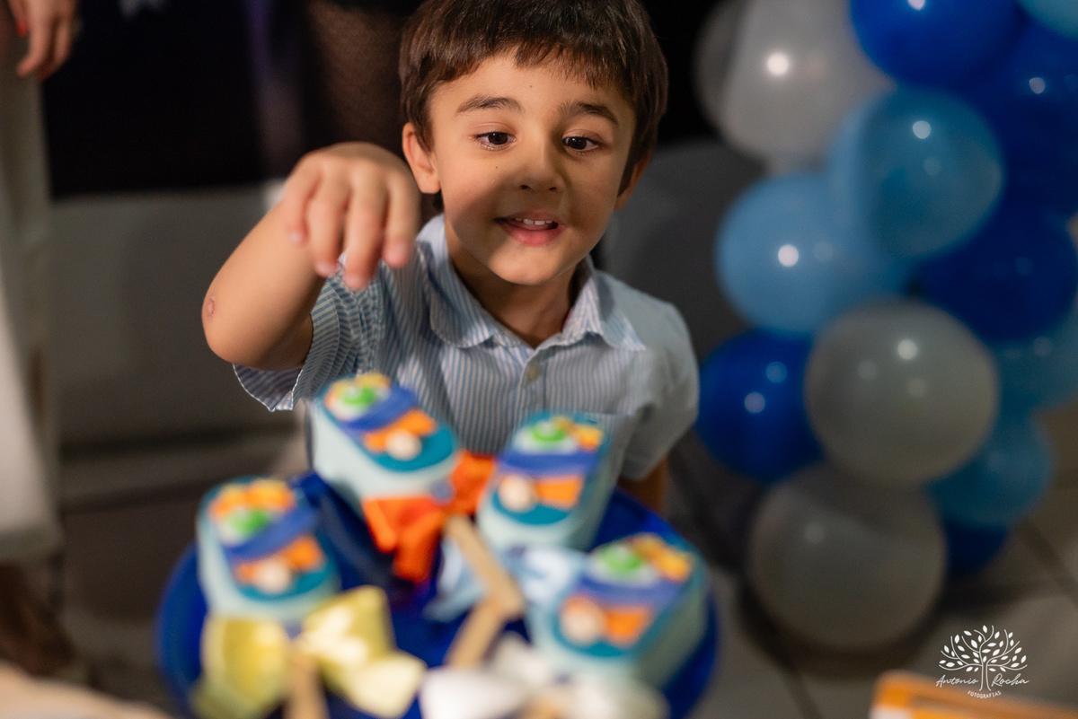 fotografia infantil - aniversário infantil - fotógrafo de festas - fotografia espontânea -Pelotas - cliff kids - espontaneidade - festa de 5 anos - Joaquim - registros inesquecíveis - fotografia profissional - Antonio Rocha Fotografias - astronauta
