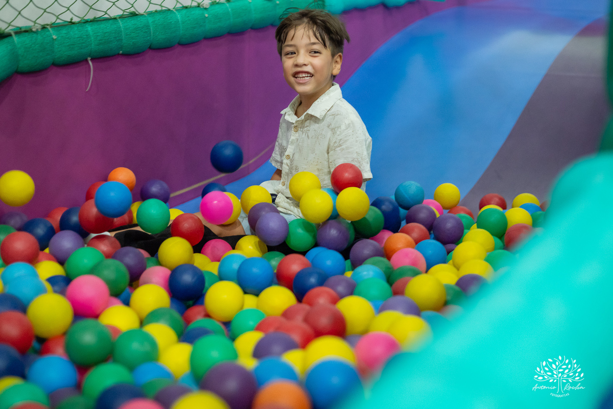 fotografia infantil - aniversário infantil - fotógrafo de festas - fotografia espontânea -Pelotas - cliff kids - espontaneidade - festa de 5 anos - Joaquim - registros inesquecíveis - fotografia profissional - Antonio Rocha Fotografias - astronauta