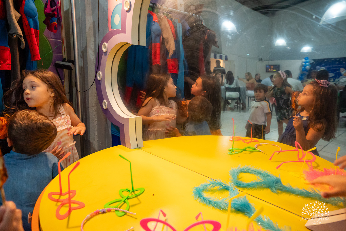 fotografia infantil - aniversário infantil - fotógrafo de festas - fotografia espontânea -Pelotas - cliff kids - espontaneidade - festa de 5 anos - Joaquim - registros inesquecíveis - fotografia profissional - Antonio Rocha Fotografias - astronauta