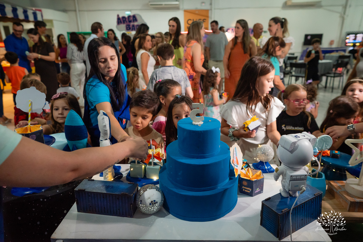 fotografia infantil - aniversário infantil - fotógrafo de festas - fotografia espontânea -Pelotas - cliff kids - espontaneidade - festa de 5 anos - Joaquim - registros inesquecíveis - fotografia profissional - Antonio Rocha Fotografias - astronauta
