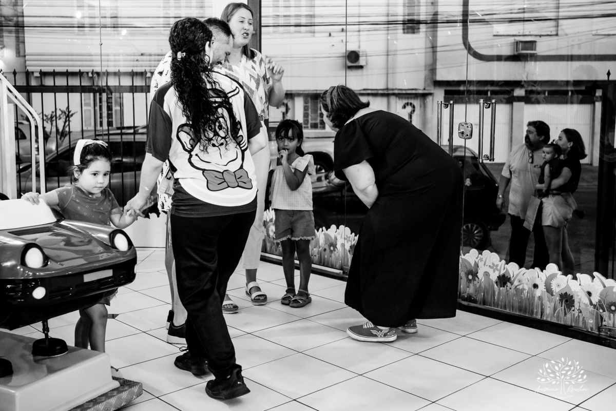 Aniversário infantil - Fotografia de festa infantil - Fotógrafo de aniversários - Anael - Festa no Tio Guigui - Fotografia de criança - Show do parabéns - Tirolesa - Fotógrafo profissional - Antonio Rocha Fotografias – Pelotas – Fotografo de família