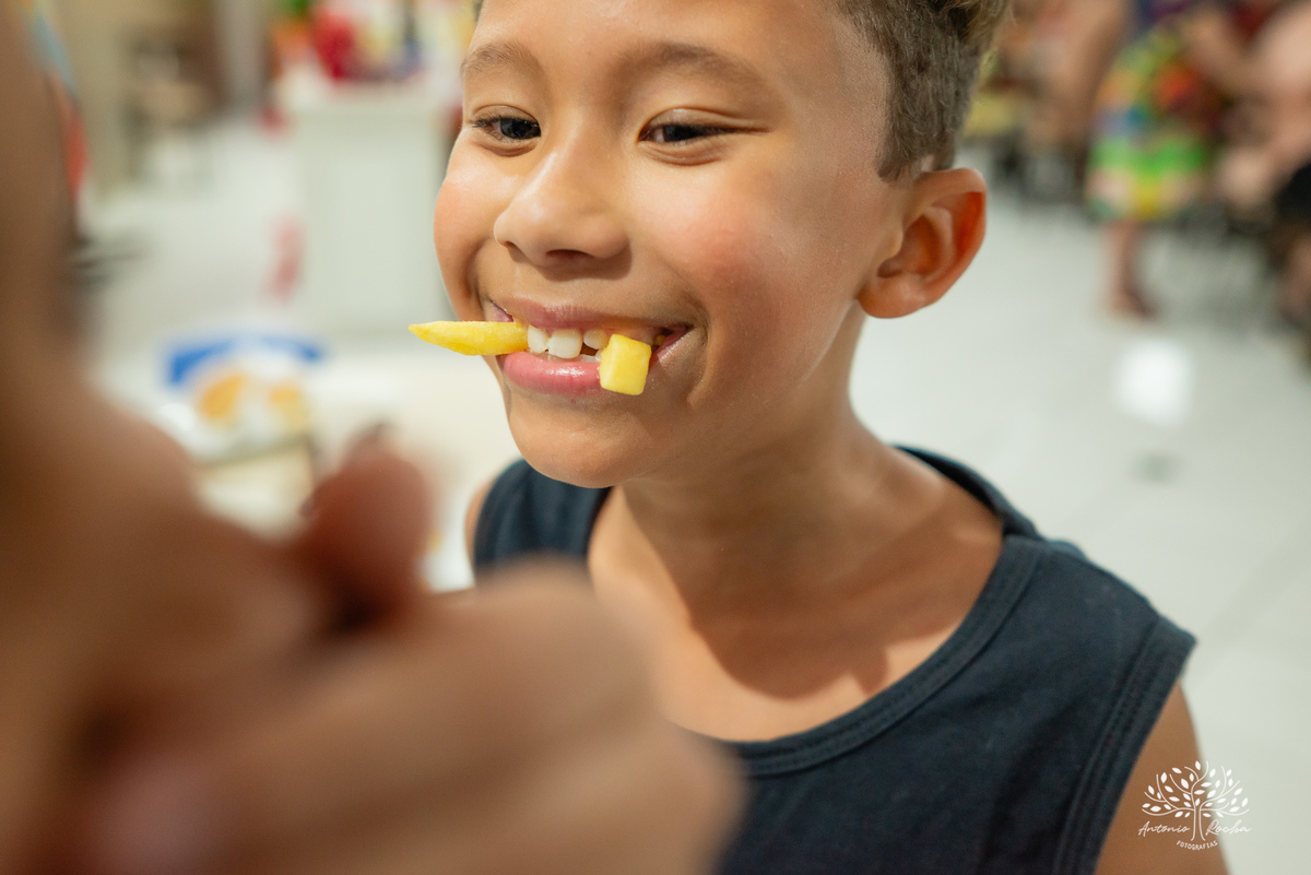 Aniversário infantil - Fotografia de festa infantil - Fotógrafo de aniversários - Anael - Festa no Tio Guigui - Fotografia de criança - Show do parabéns - Tirolesa - Fotógrafo profissional - Antonio Rocha Fotografias – Pelotas – Fotografo de família