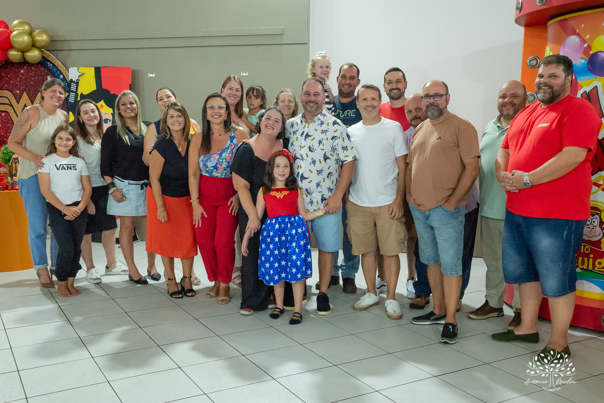 Aniversário infantil - Fotografia de festa infantil - Fotógrafo de aniversários - Anael - Festa no Tio Guigui - Fotografia de criança - Show do parabéns - Tirolesa - Fotógrafo profissional - Antonio Rocha Fotografias – Pelotas – Fotografo de família