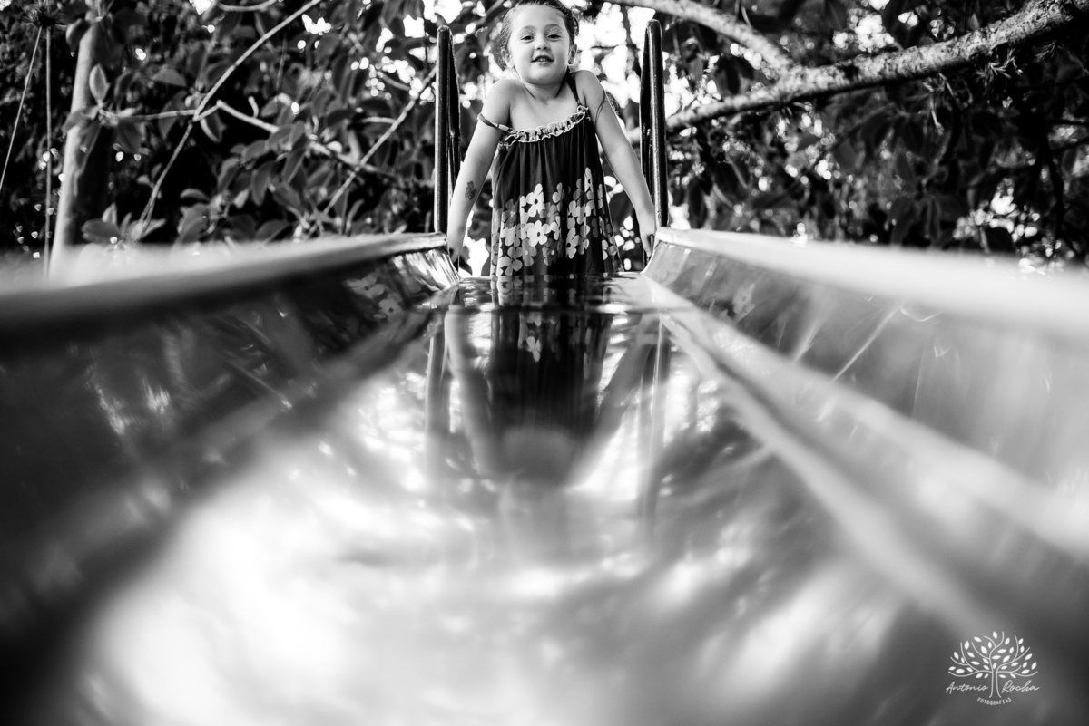 aniversário-infantil – fotografia-de-aniversário – fotógrafo-infantil - banho-de-chuva – memórias-da-infância – fotografia-afetiva – festa-infantil-ao-ar-livre – caça e pesca - Pelotas – fotografia-documental – fotografia-com-emoção – Antonio-Rocha