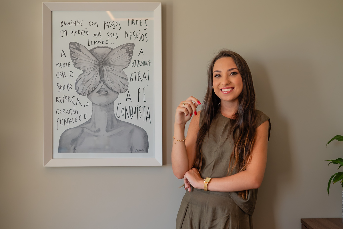 ensaio-profissional - fotografia-profissional - branding-pessoal - psicóloga - fotografia-de-perfil - identidade-visual - posicionamento-digital - ensaio-corporativo - foto-para-redes-sociais - fotografia-autêntica - Antonio-Rocha-Fotografias – pelotas