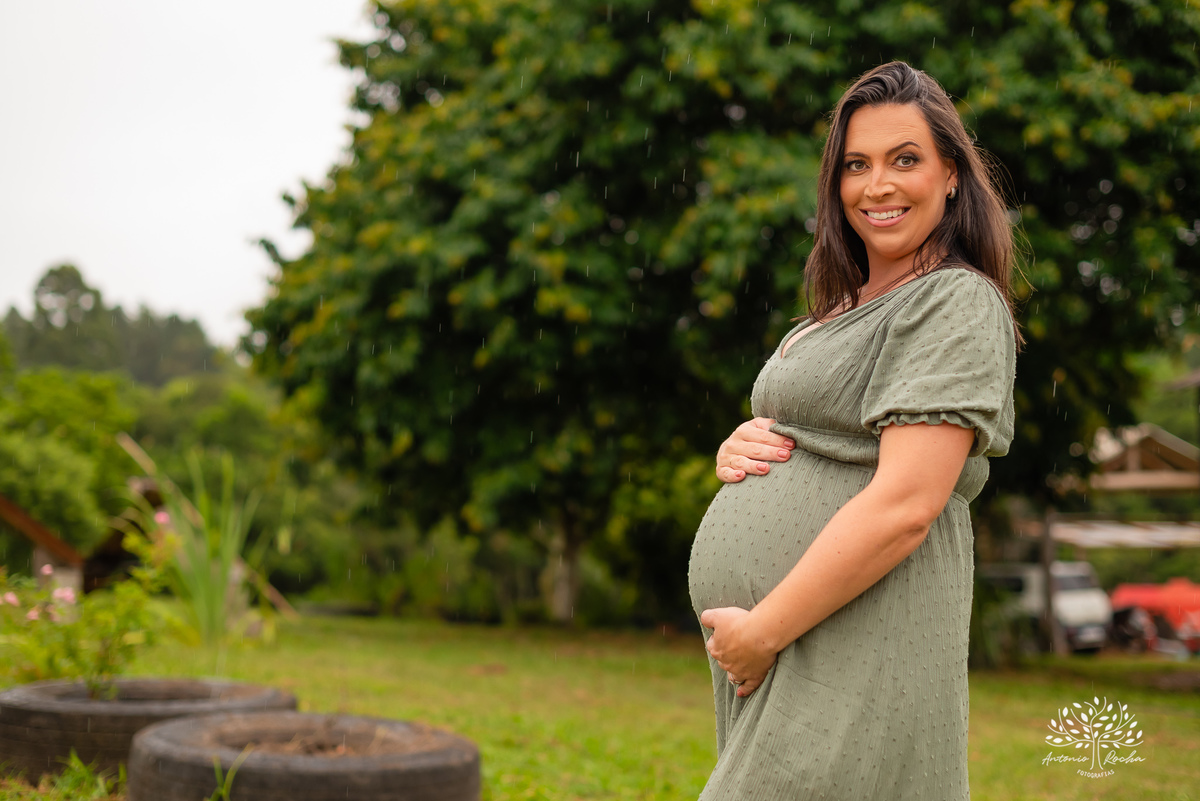 ensaio gestante - fotografia de família - espera do bebê - quartinho do bebê - chegada do bebê ensaio externo - conexão familiar - fotógrafo de gestante - Antonio Rocha Fotografias - ensaio em casa - ensaio lifestyle - ensaio no quintal - pelotas
