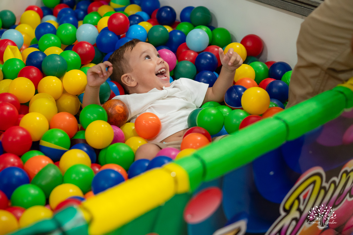 aniversário infantil - fotógrafo de festas - fotografia de aniversário - fotógrafo de crianças - fotógrafo profissional - festa de 2 anos - aniversário do Oliver - fotos espontâneas - Antonio Rocha Fotografias - fotografia de família - Pelotas – Loly Pop