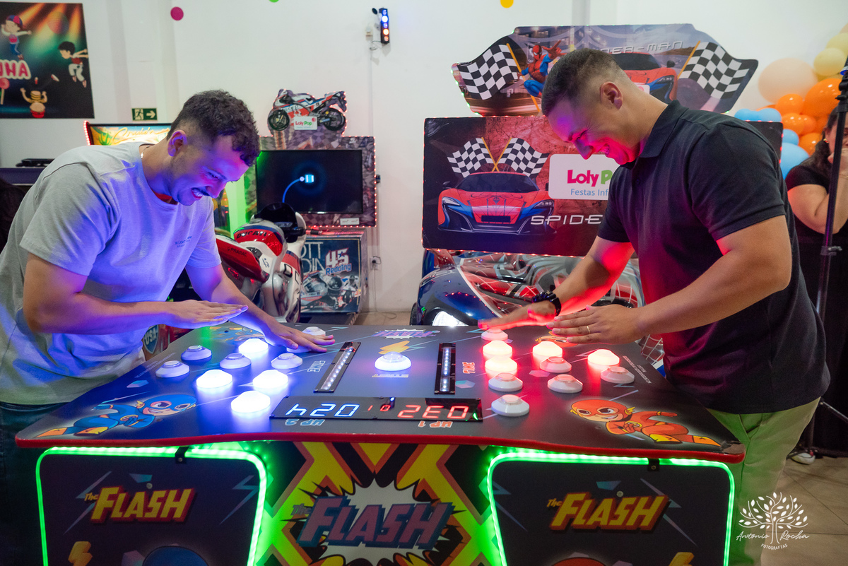 aniversário infantil - fotógrafo de festas - fotografia de aniversário - fotógrafo de crianças - fotógrafo profissional - festa de 2 anos - aniversário do Oliver - fotos espontâneas - Antonio Rocha Fotografias - fotografia de família - Pelotas – Loly Pop
