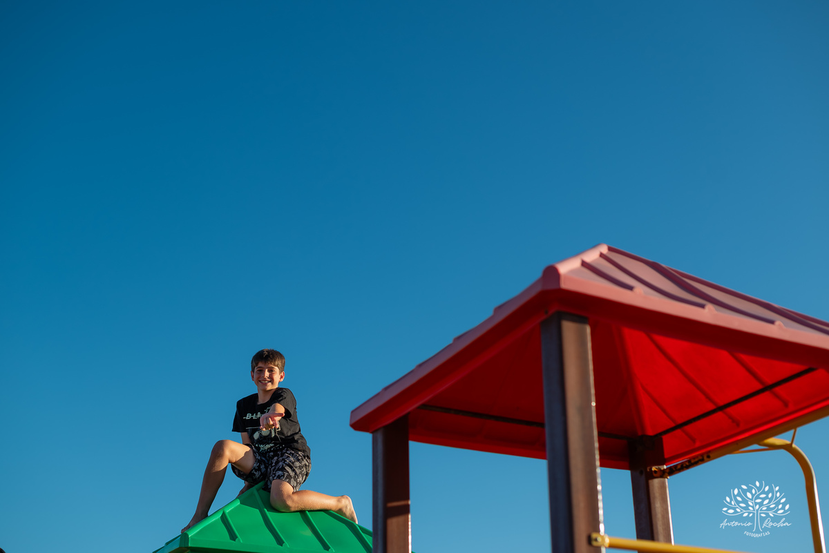 festa infantil - aniversário de 11 anos - fotografia de festa - fotógrafo infantil - festa no salão de condomínio - futebol de sabão - bexiga de água - @pesdescalco - lembranças da infância - Antonio Rocha Fotografias - fotografia de aniversário - Pelotas