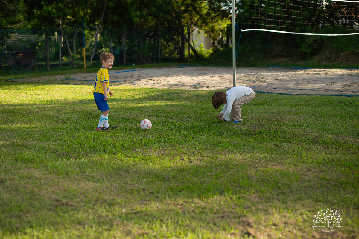 festa infantil - aniversário - fotógrafo de aniversário - fotógrafo infantil - Antonio Rocha Fotografias - escorrega inflável - fotografia de família - registros de infância - fotógrafo de eventos – ar livre - parabéns - fotógrafo de crianças - Pelotas