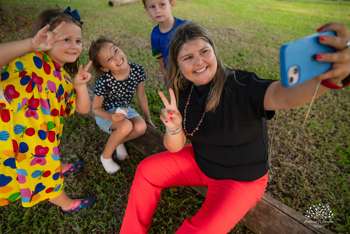 festa infantil - aniversário - fotógrafo de aniversário - fotógrafo infantil - Antonio Rocha Fotografias - escorrega inflável - fotografia de família - registros de infância - fotógrafo de eventos – ar livre - parabéns - fotógrafo de crianças - Pelotas