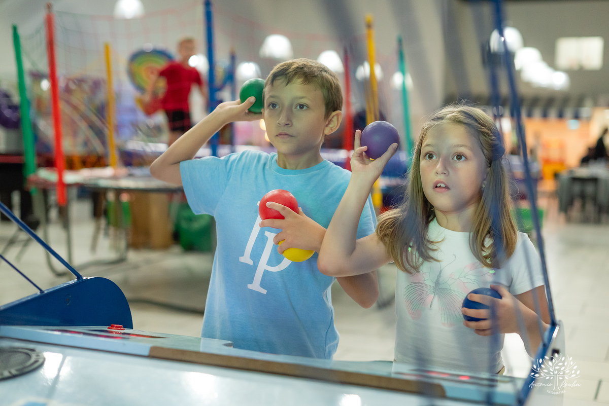 Isabella - primeiro aninho - festa infantil - fotografia de aniversário - fotógrafo de crianças - Cliff Kids - decoração de jardim - família - sorriso de criança - Antonio Rocha Fotografias - aniversário de 1 ano - ensaio infantil - fotografo profissional