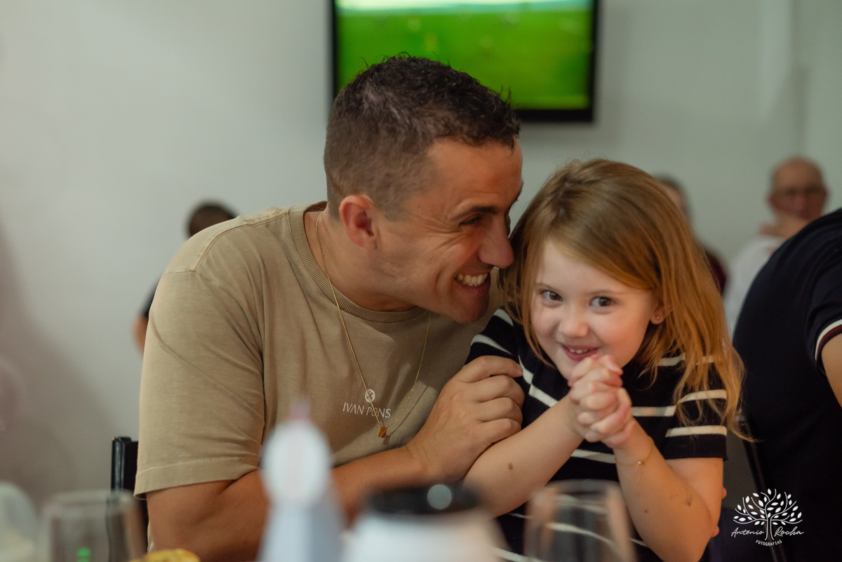 Isabella - primeiro aninho - festa infantil - fotografia de aniversário - fotógrafo de crianças - Cliff Kids - decoração de jardim - família - sorriso de criança - Antonio Rocha Fotografias - aniversário de 1 ano - ensaio infantil - fotografo profissional