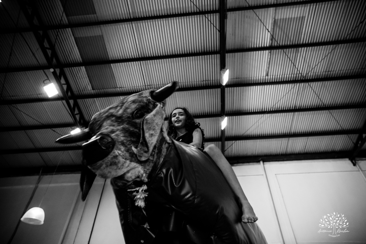 Isabella - primeiro aninho - festa infantil - fotografia de aniversário - fotógrafo de crianças - Cliff Kids - decoração de jardim - família - sorriso de criança - Antonio Rocha Fotografias - aniversário de 1 ano - ensaio infantil - fotografo profissional