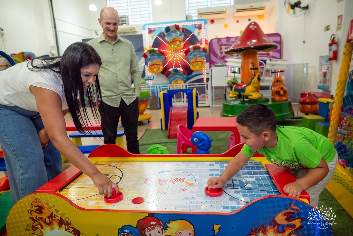 aniversário infantil - festa de 5 anos - fotografia infantil - fotografia de aniversário  - Antonio Rocha Fotografias - registro de memórias - festa no Loly Pop - Théo 5 anos - fotos de criança - alegria infantil - fotógrafo de eventos - Pelotas