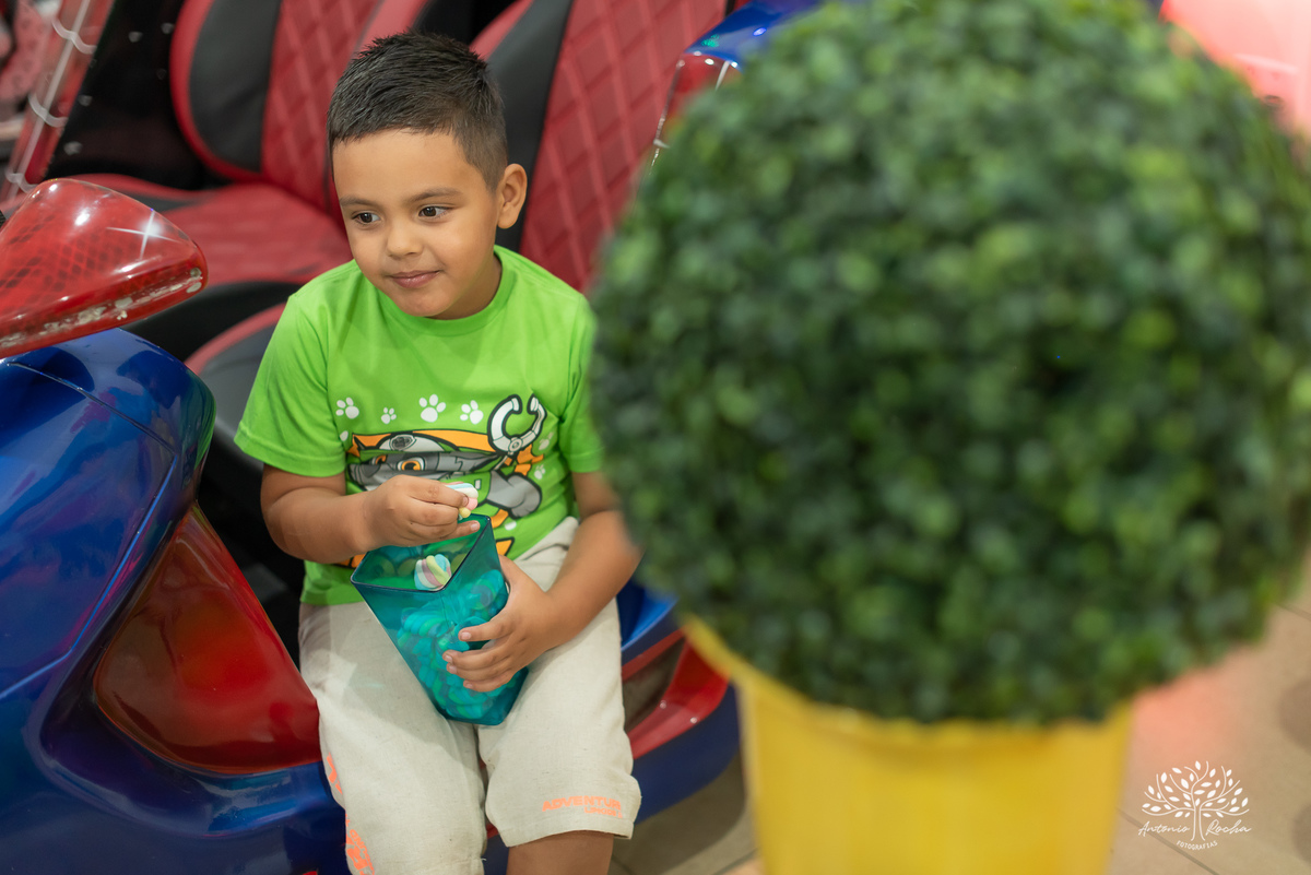 aniversário infantil - festa de 5 anos - fotografia infantil - fotografia de aniversário  - Antonio Rocha Fotografias - registro de memórias - festa no Loly Pop - Théo 5 anos - fotos de criança - alegria infantil - fotógrafo de eventos - Pelotas