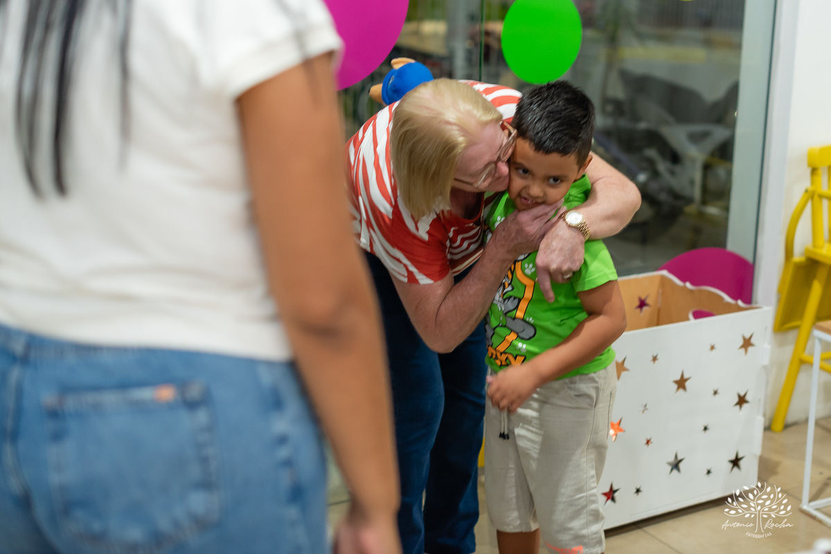 aniversário infantil - festa de 5 anos - fotografia infantil - fotografia de aniversário  - Antonio Rocha Fotografias - registro de memórias - festa no Loly Pop - Théo 5 anos - fotos de criança - alegria infantil - fotógrafo de eventos - Pelotas