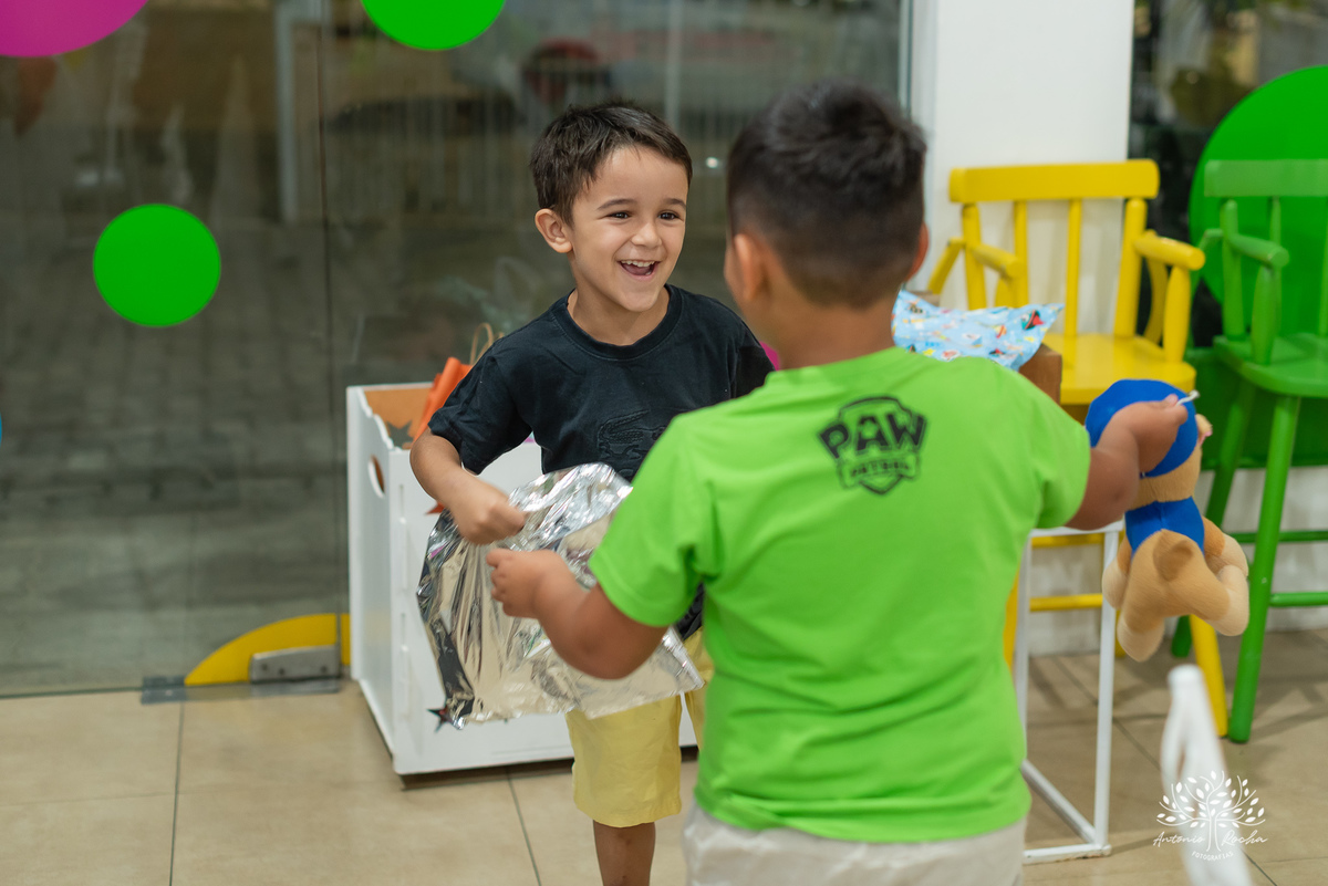 aniversário infantil - festa de 5 anos - fotografia infantil - fotografia de aniversário  - Antonio Rocha Fotografias - registro de memórias - festa no Loly Pop - Théo 5 anos - fotos de criança - alegria infantil - fotógrafo de eventos - Pelotas