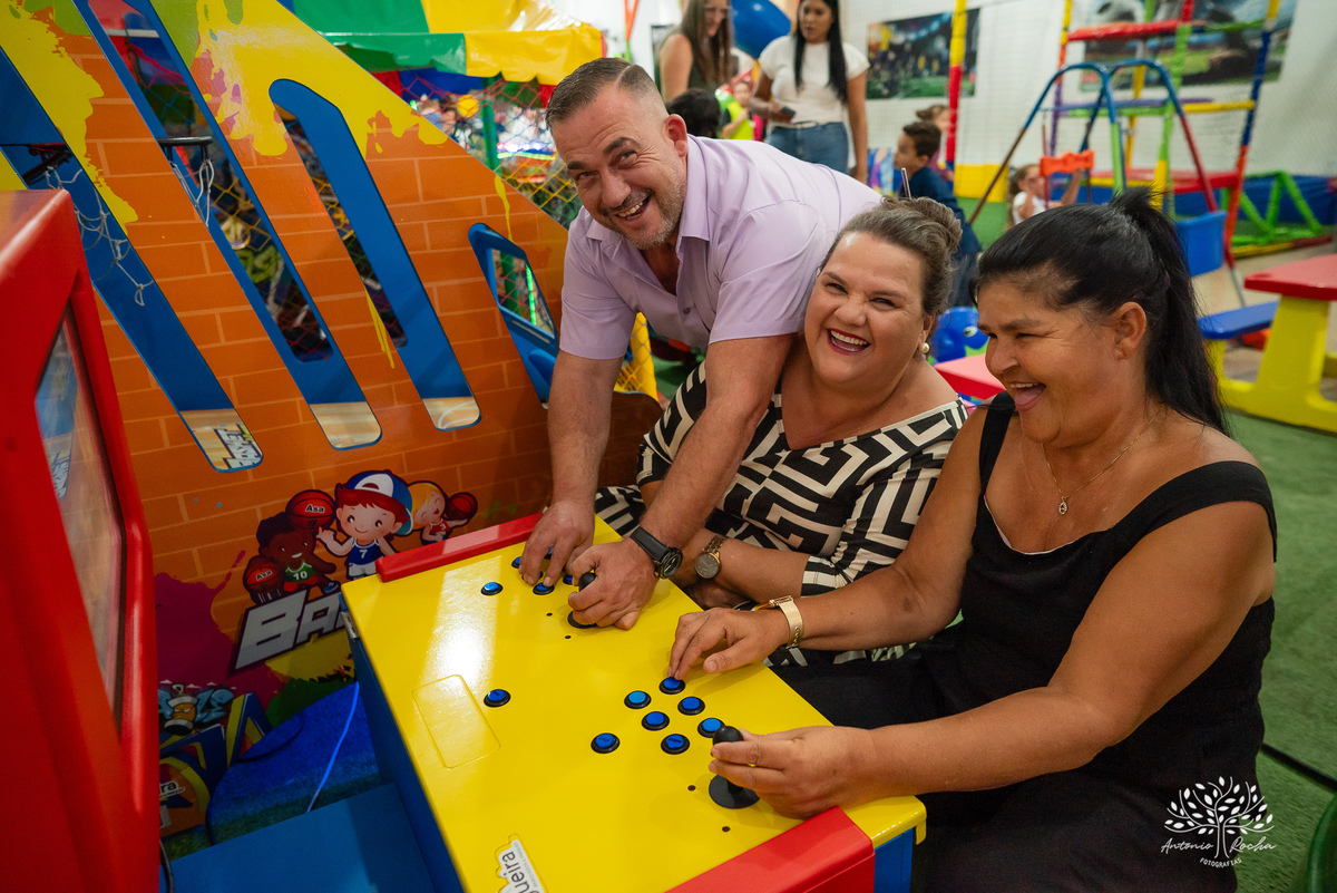aniversário infantil - festa de 5 anos - fotografia infantil - fotografia de aniversário  - Antonio Rocha Fotografias - registro de memórias - festa no Loly Pop - Théo 5 anos - fotos de criança - alegria infantil - fotógrafo de eventos - Pelotas