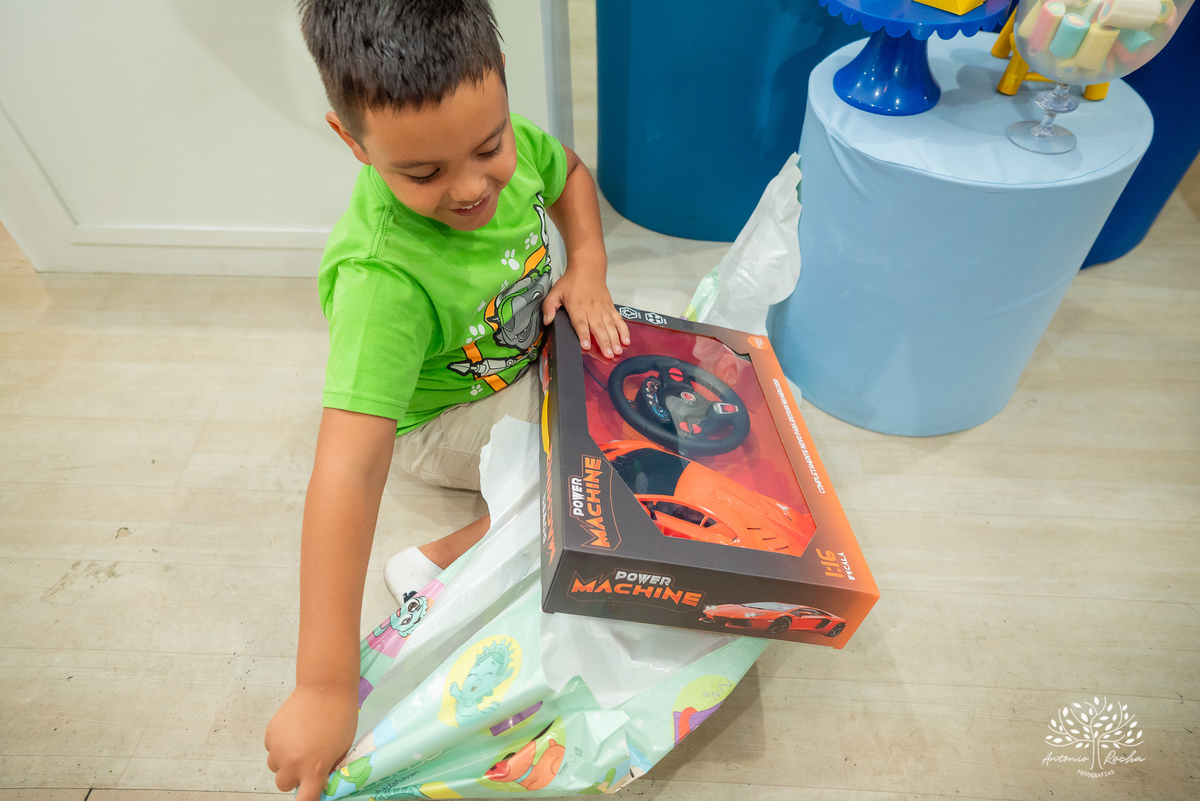 aniversário infantil - festa de 5 anos - fotografia infantil - fotografia de aniversário  - Antonio Rocha Fotografias - registro de memórias - festa no Loly Pop - Théo 5 anos - fotos de criança - alegria infantil - fotógrafo de eventos - Pelotas