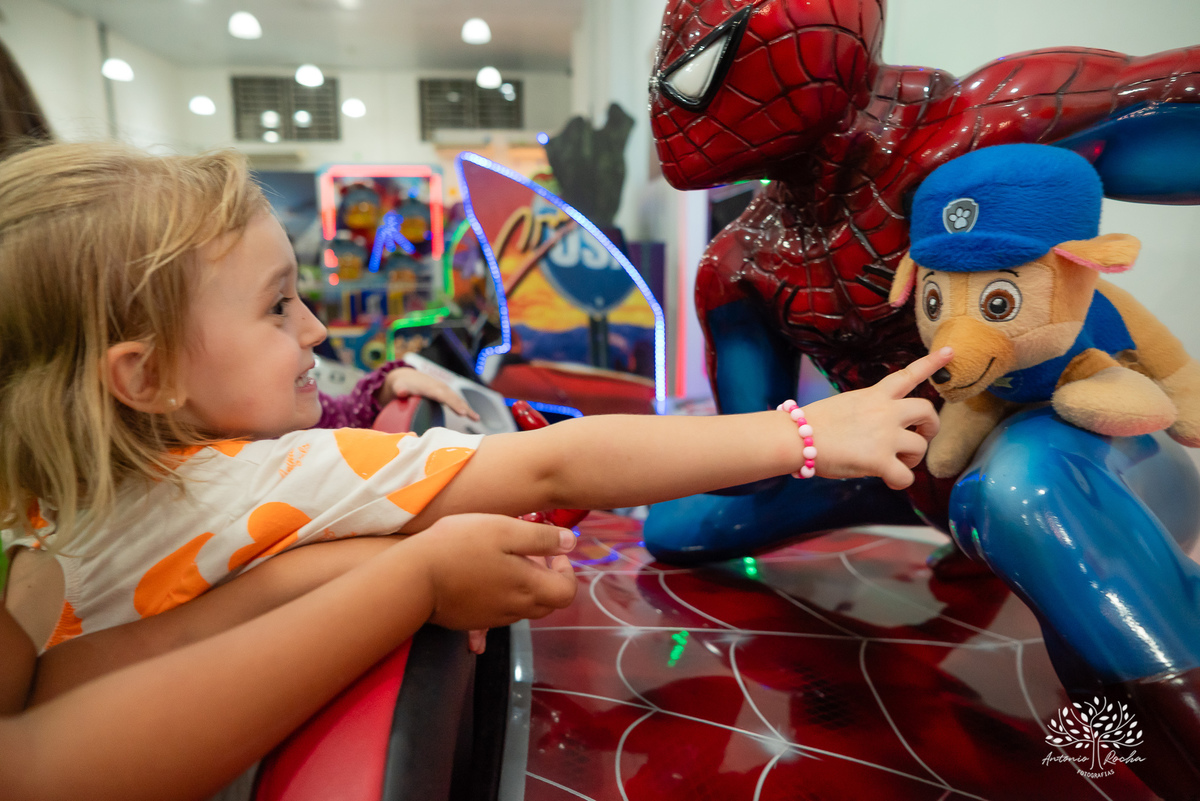 aniversário infantil - festa de 5 anos - fotografia infantil - fotografia de aniversário  - Antonio Rocha Fotografias - registro de memórias - festa no Loly Pop - Théo 5 anos - fotos de criança - alegria infantil - fotógrafo de eventos - Pelotas